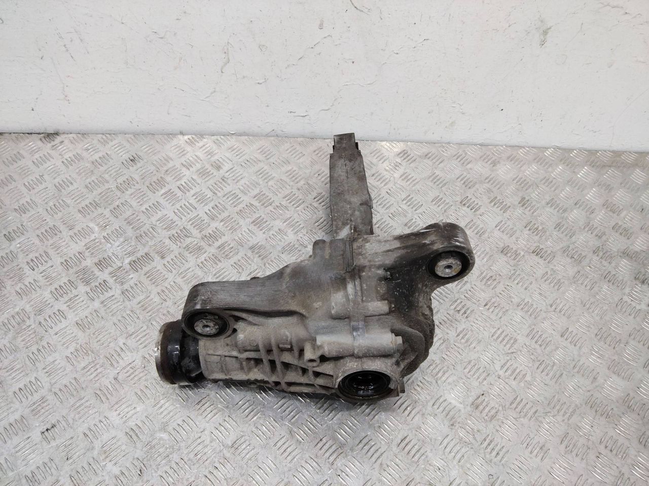 редуктор переднего моста Mercedes-Benz M-Класс W164 2007, 3.0 л., дизель, 4460310030