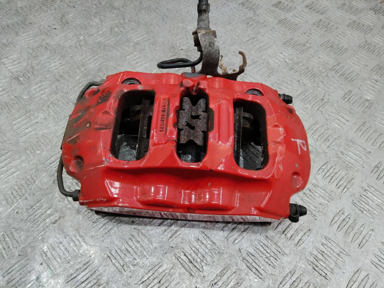 суппорт задний правый Porsche Panamera 970 2011, 3.0 л., дизель, 970352425