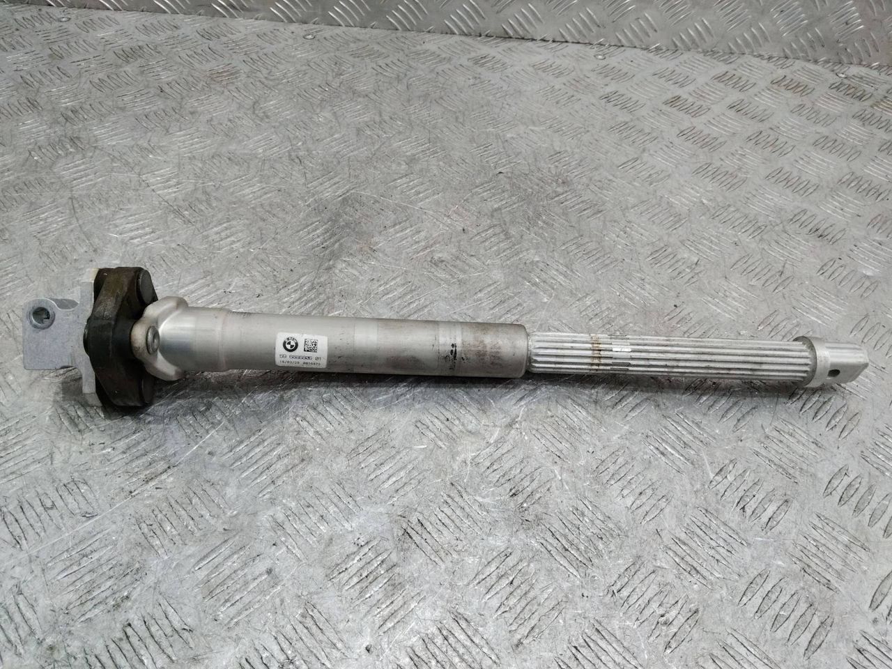 рулевой карданчик BMW 7 серия G11/G12 2018, 3.0 л., дизель, 6886805
