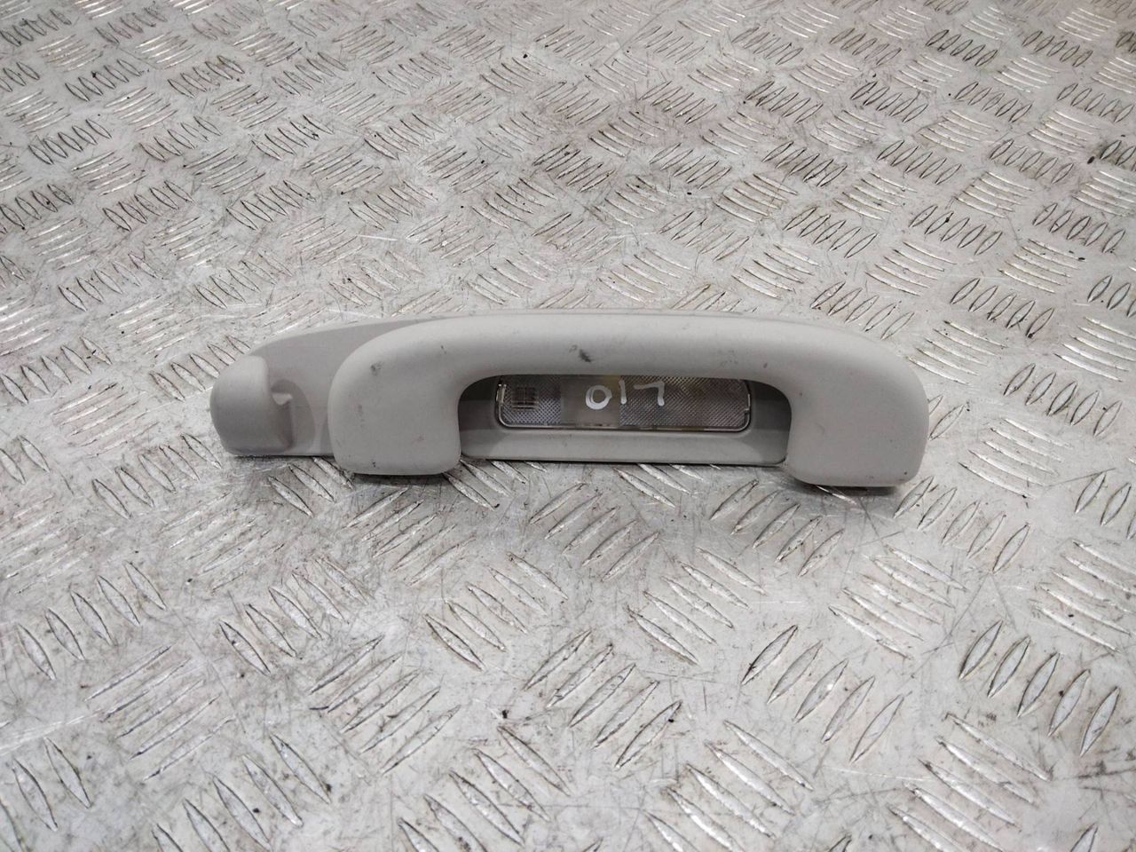 ручка внутренняя потолочная Mercedes-Benz M-Класс W164 2007, 3.0 л., дизель, A1648100654