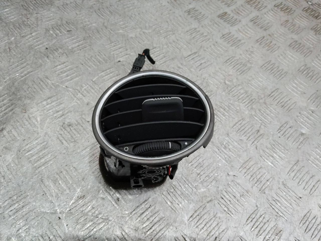 дефлектор обдува салона Porsche Boxster 987 2006, 98755213103