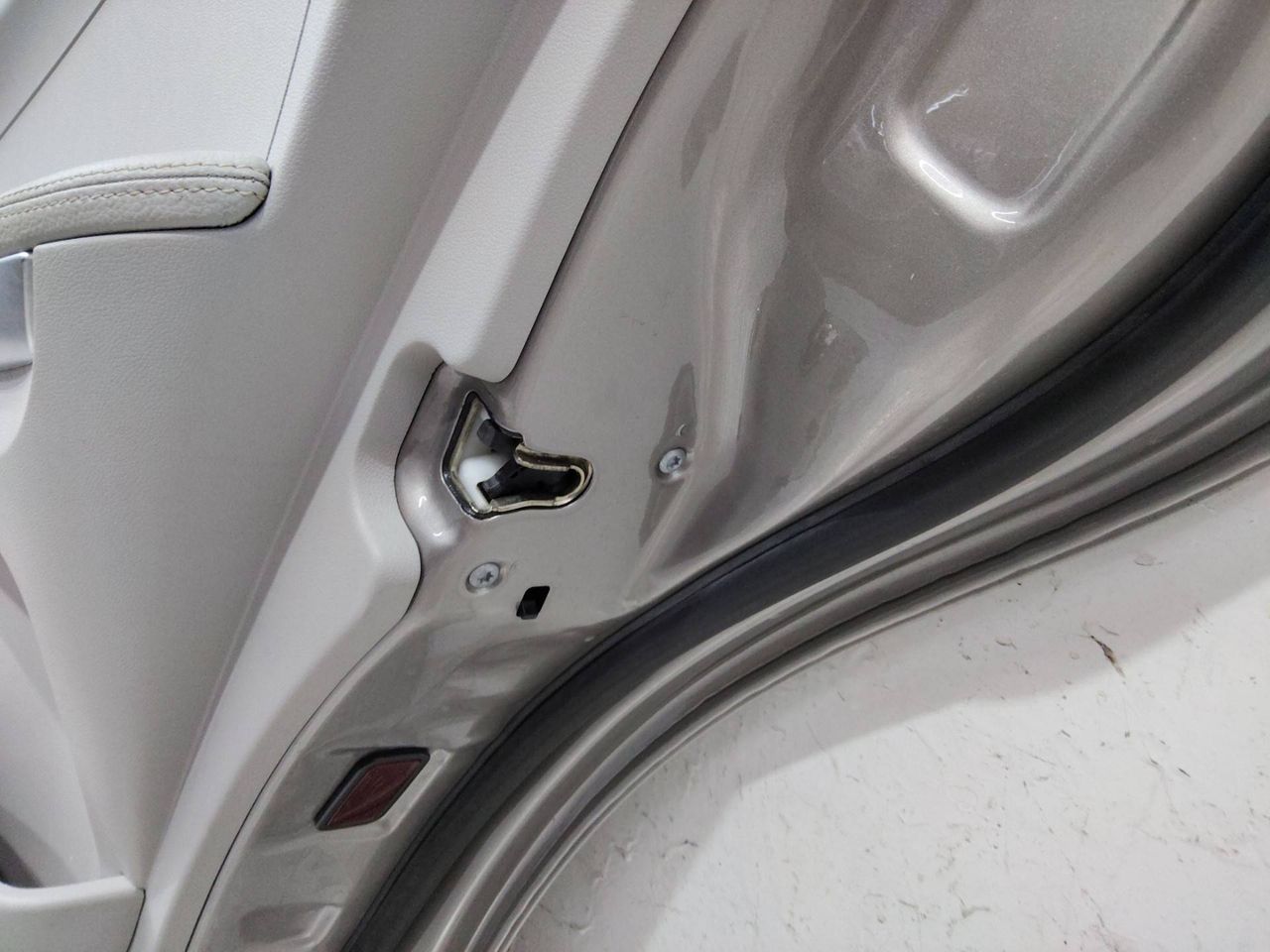 замок двери задней правой Mercedes-Benz M-Класс W164 2007