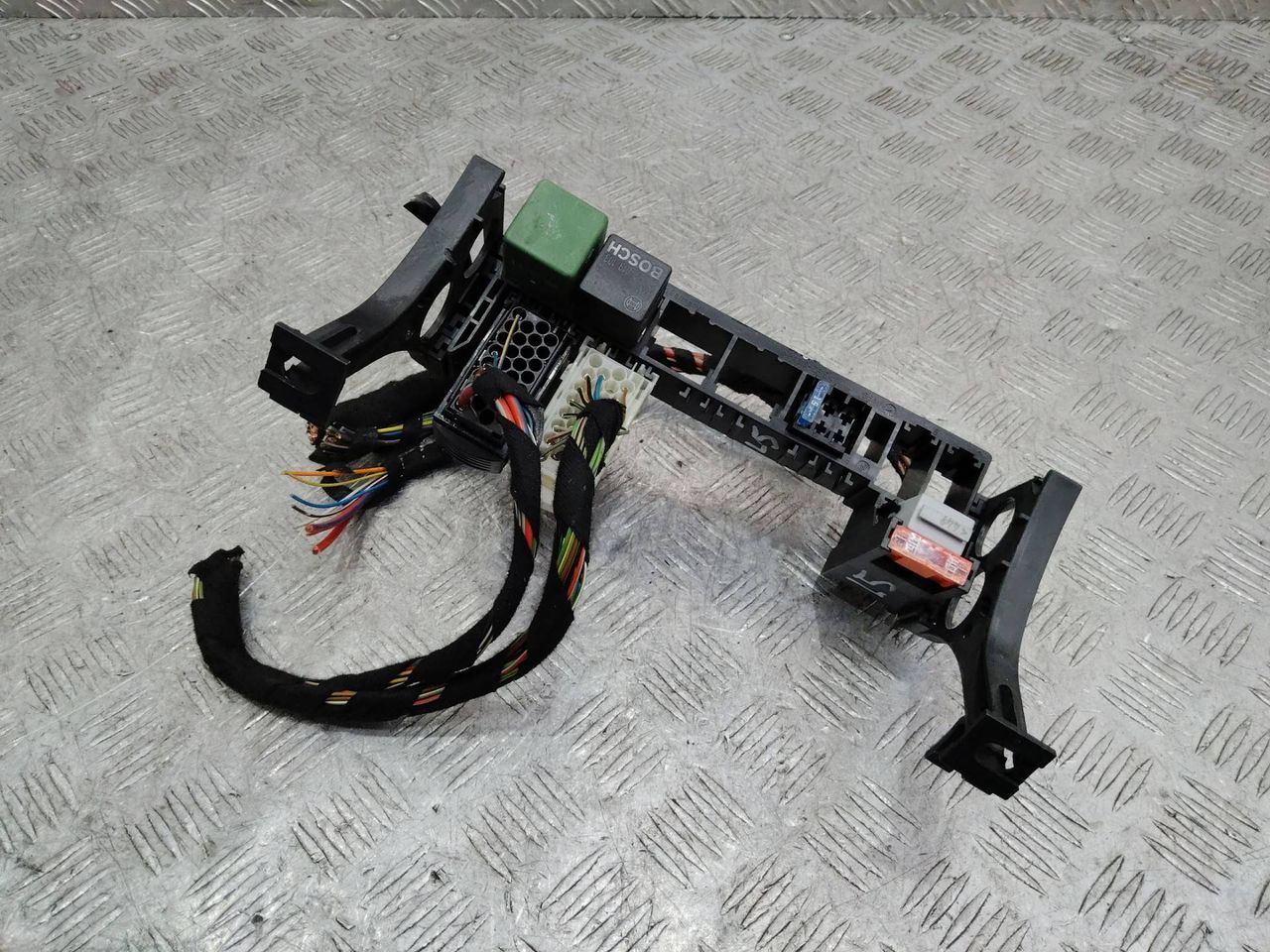 блок предохранителей Porsche Boxster 987 2006, 89761011100