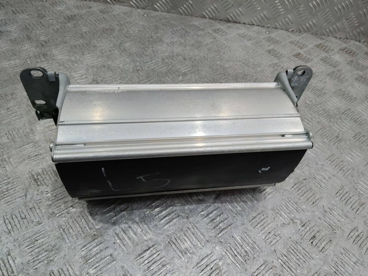подушка безопасности коленная Porsche Boxster 987 2006, кабриолет, 99780307107