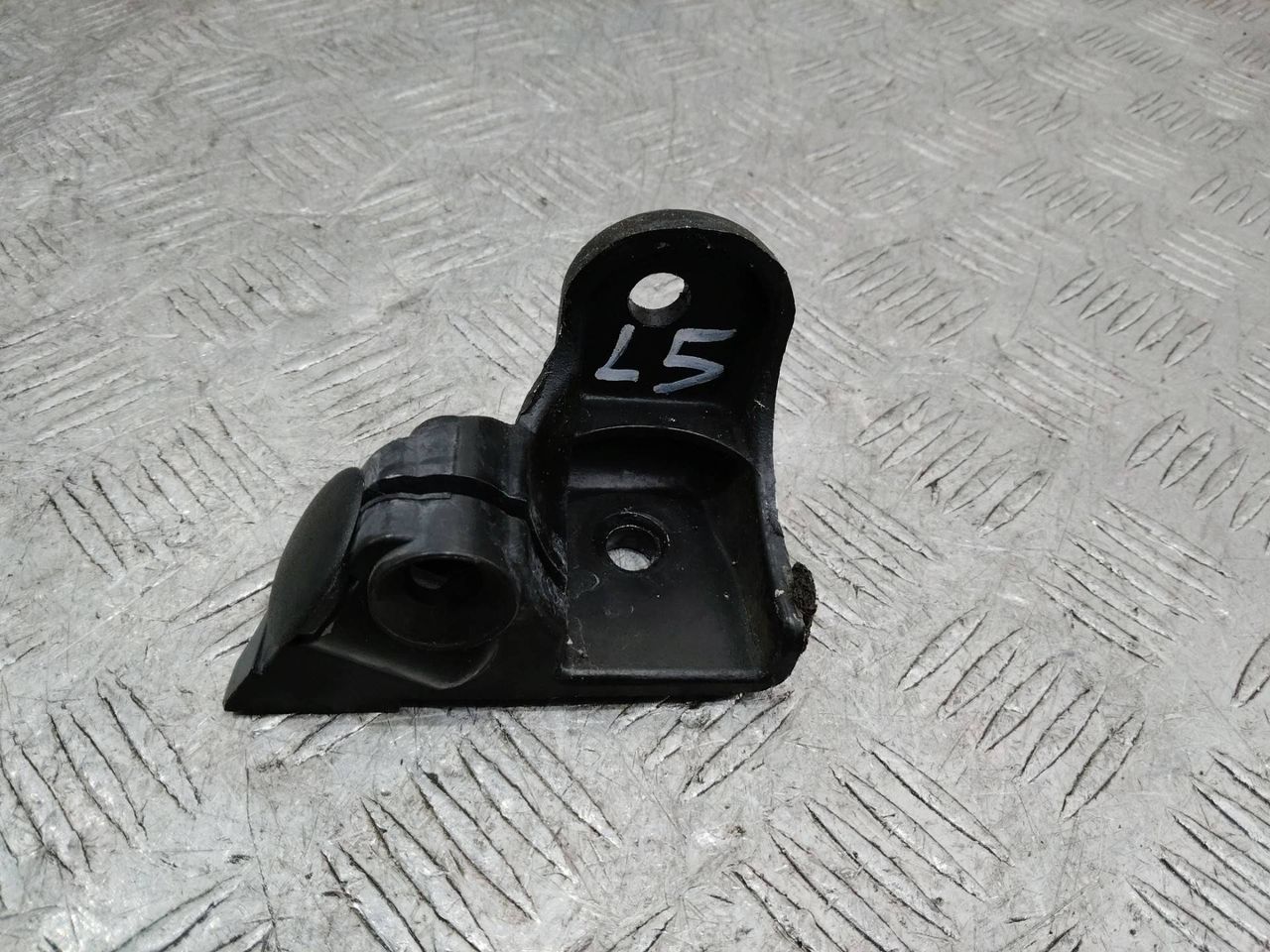 кронштейн (крепление) Porsche Boxster 987 2006, кабриолет, 98756105400