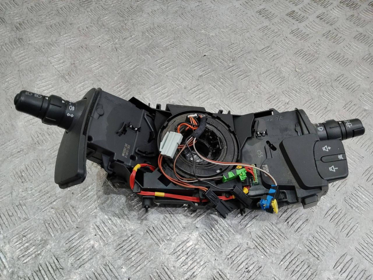 переключатель подрулевой (стрекоза) Renault Kangoo 2 поколение 2010, 8200906800