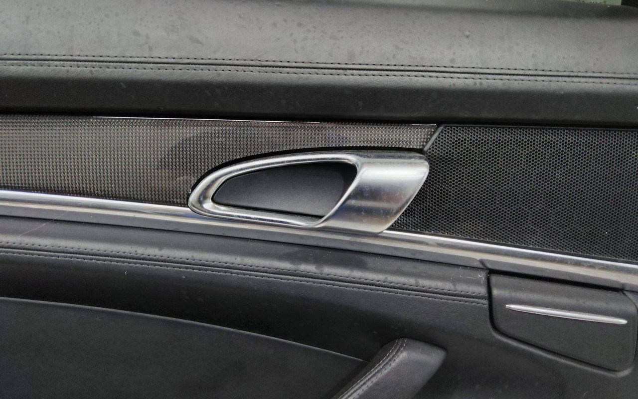 ручка внутренняя задняя левая Porsche Panamera 970 2011