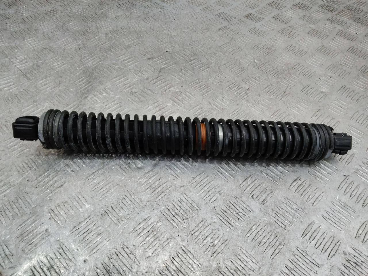 амортизатор крышки багажника (3-5 двери) BMW 7 серия F01/F02 2011, 7185713