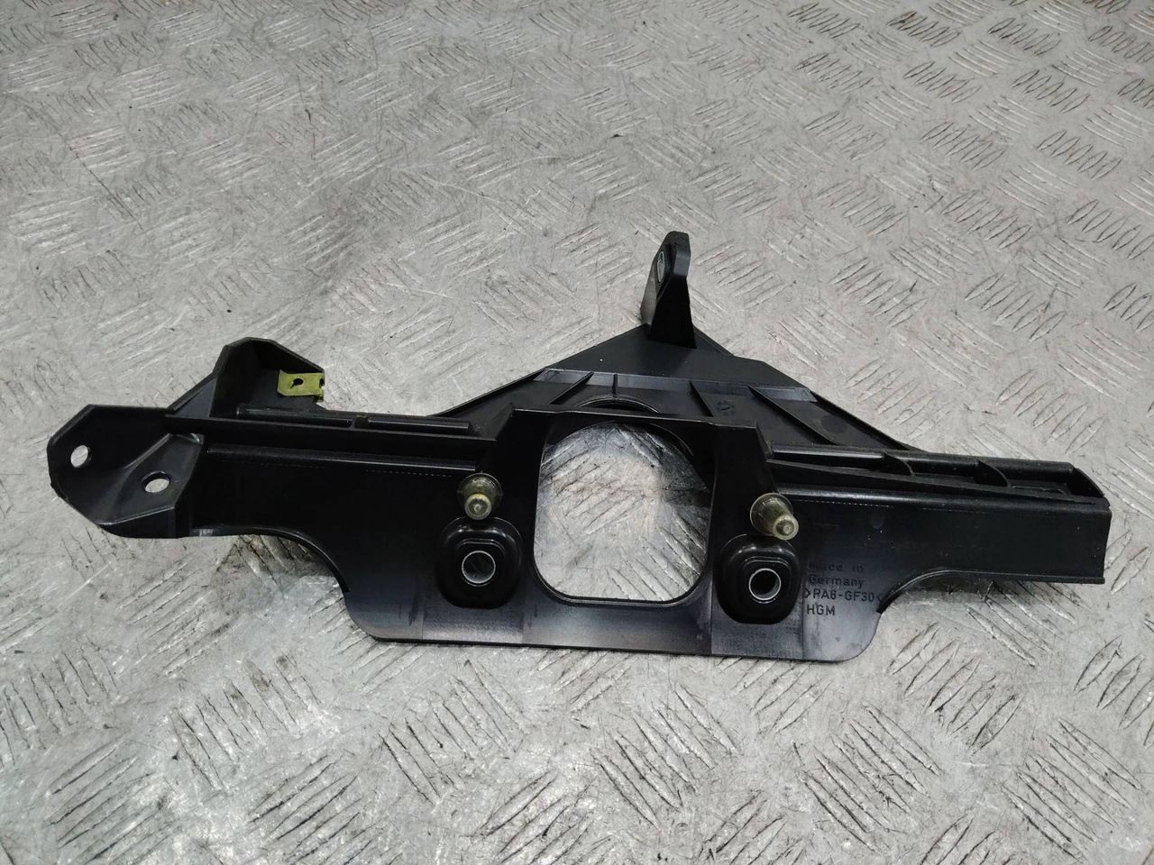 кронштейн (крепление) Porsche Panamera 970 2011, 97055547700