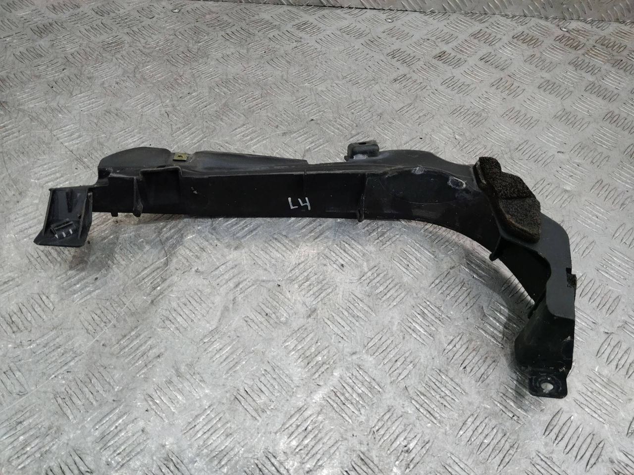 Водосток капота Porsche Panamera 970 2011, 97057241401