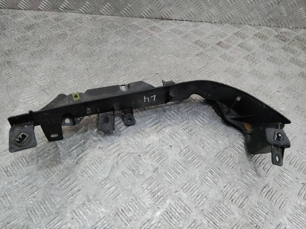 Водосток капота Porsche Panamera 970 2011, 97057241301