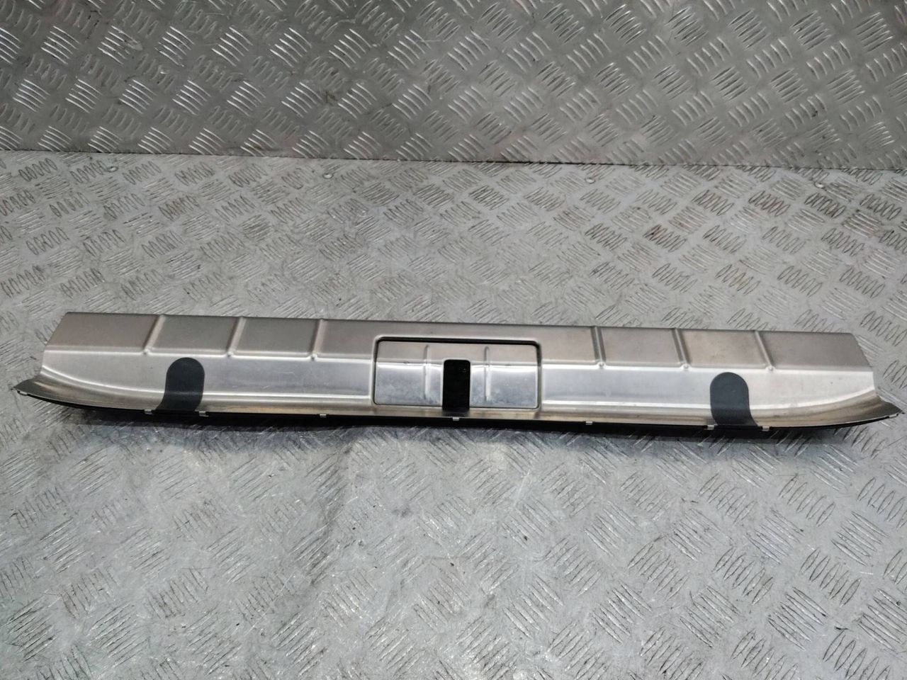 накладка внутренняя на заднюю панель кузова Porsche Panamera 970 2011, 97055125301