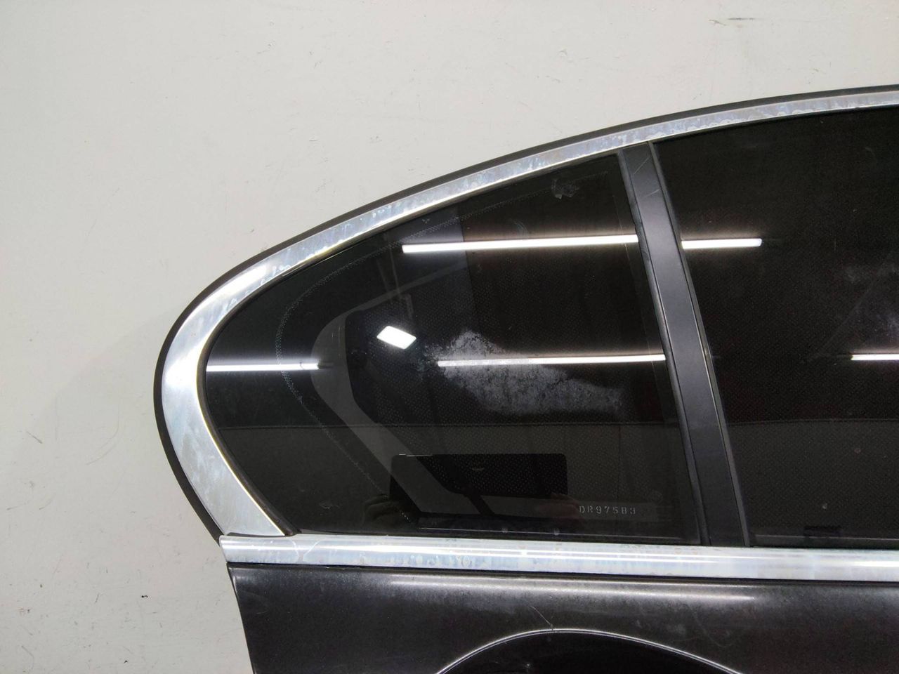 форточка задняя правая BMW 7 серия F01/F02 2012