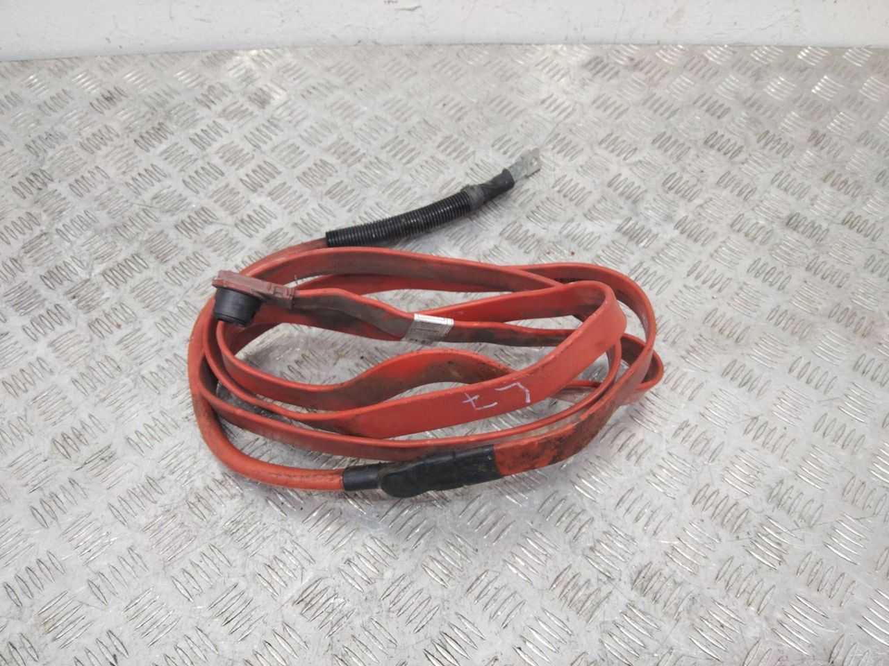 плюсовой провод аккумулятора BMW 7 серия F01/F02 2012, 3.0 л., дизель, 9150974