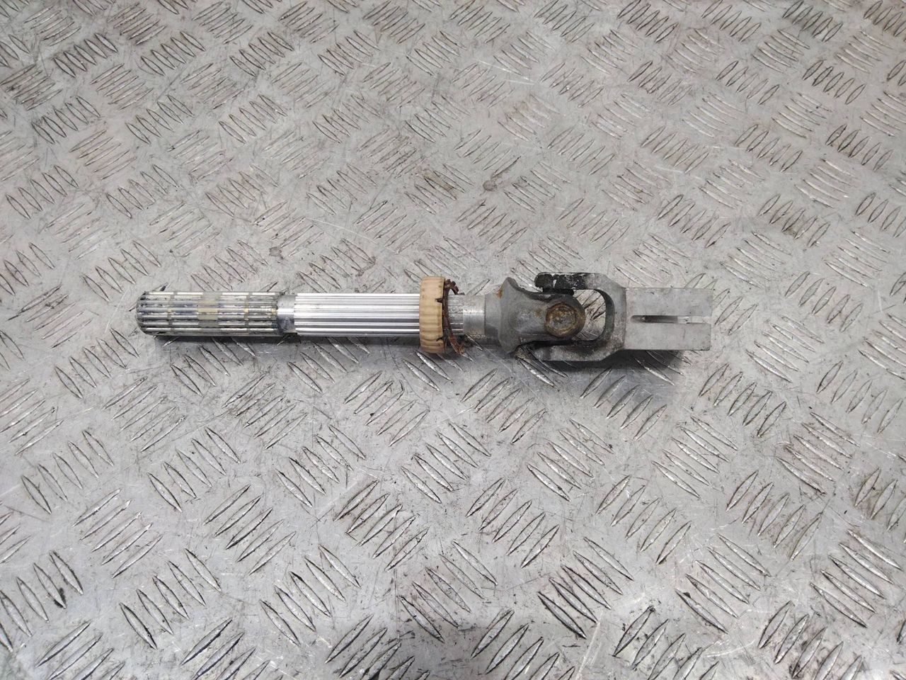 рулевой карданчик BMW 7 серия F01/F02 2012, 3.0 л., дизель