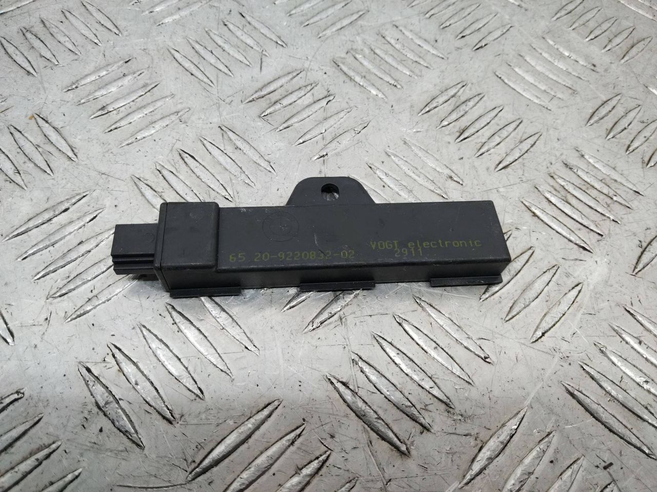 антенна BMW 7 серия F01/F02 2012, 3.0 л., дизель, 9220832