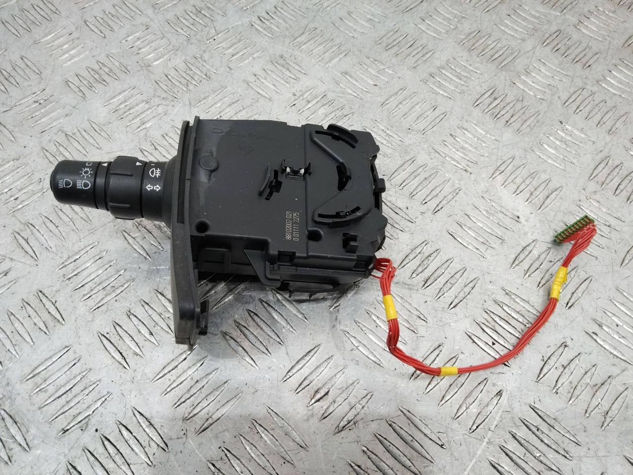 переключатель света Renault Kangoo 2 поколение 2009, 88102002