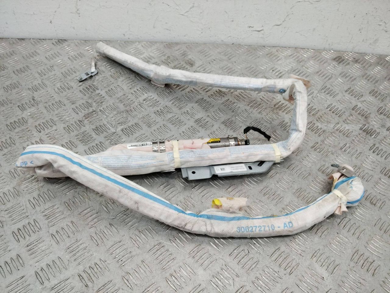 подушка безопасности боковая (шторка) BMW 7 серия F01/F02 2012, 3.0 л., дизель, 306272510