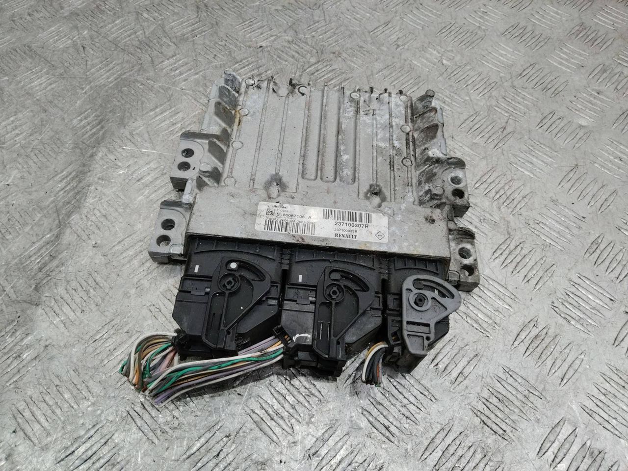 блок управления двигателем Renault Megane 3 поколение 2009, 1.5 л., дизель, МКПП, 237100307R