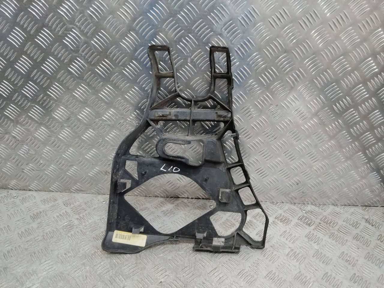 Крепление бампера заднего Mercedes-Benz M-Класс W164 2007, 3.0 л., дизель, A1648850214