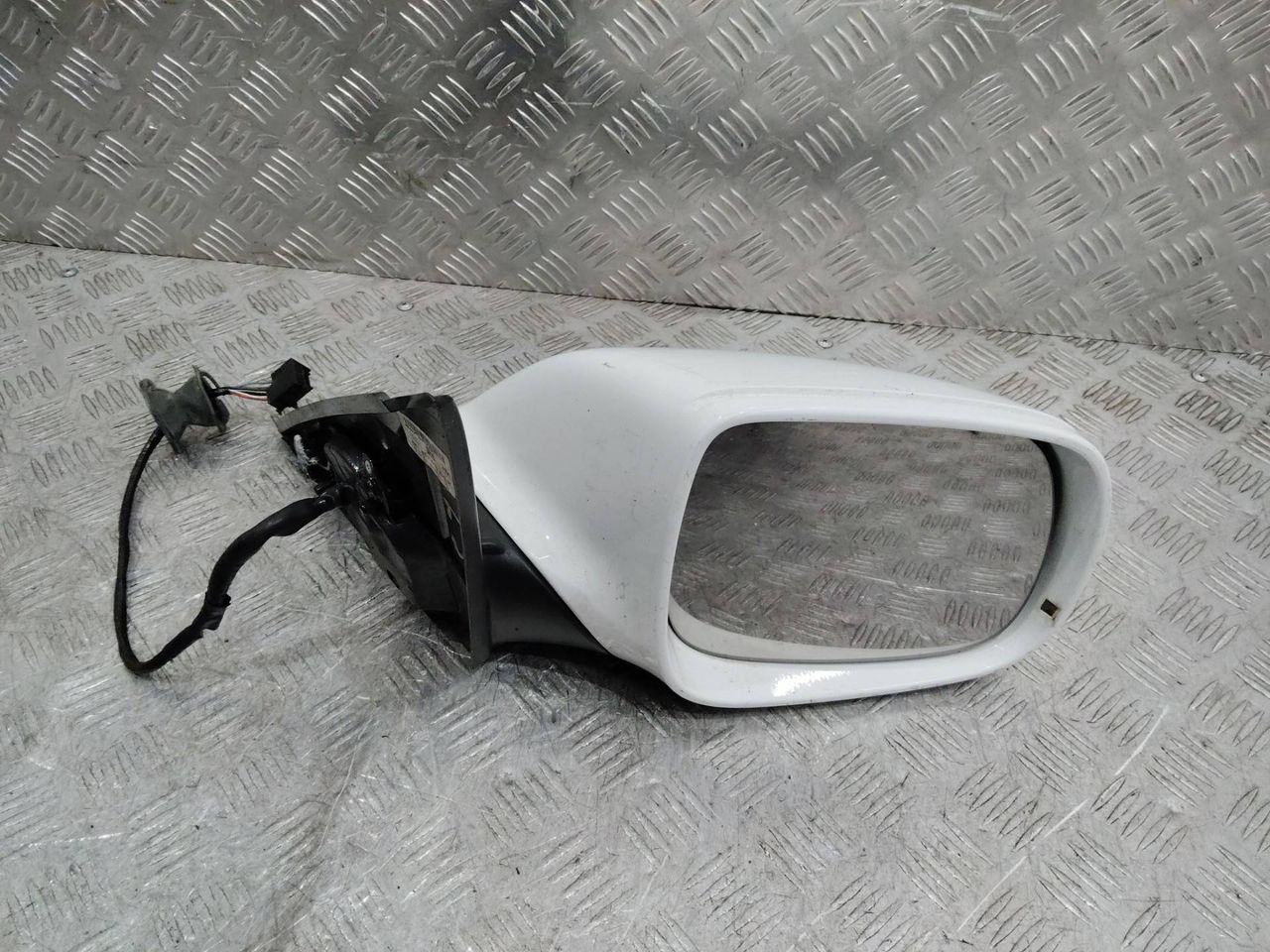 зеркало наружное правое Audi Q5 8R 2011, 2.0 л., дизель, 8R1857410A