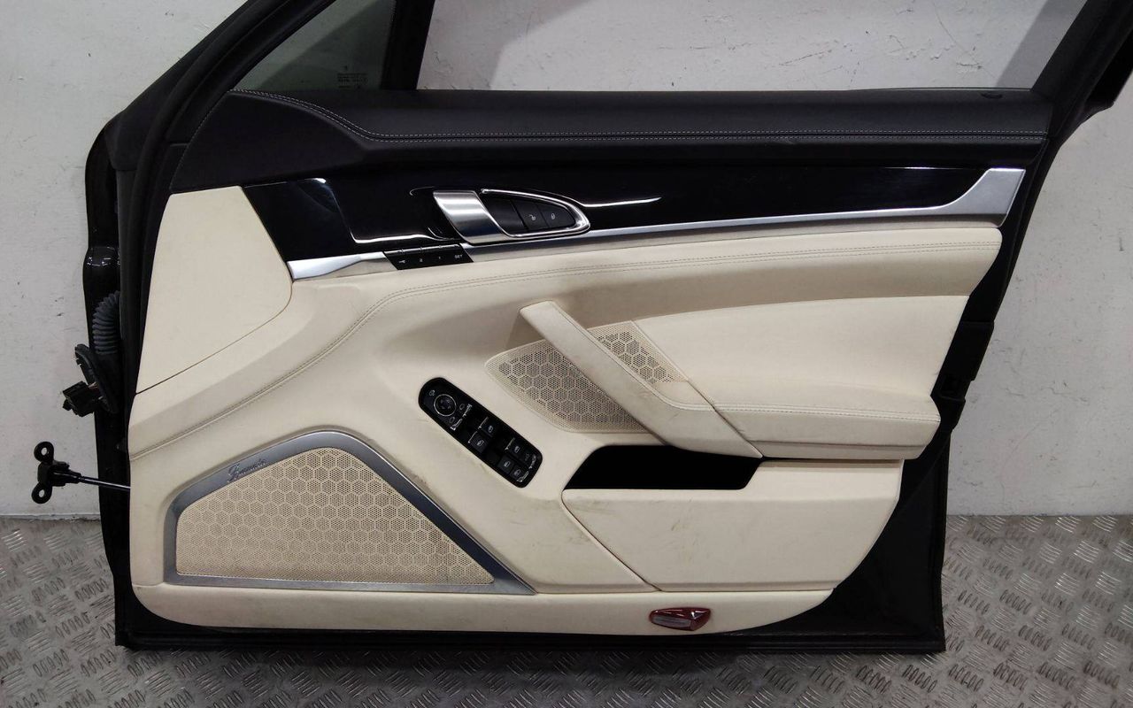 обшивка двери передняя правая Porsche Panamera 970 [рестайлинг] 2015