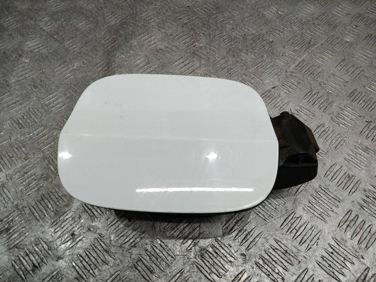 лючок топливного бака Audi Q5 8R 2011, 4L0010508