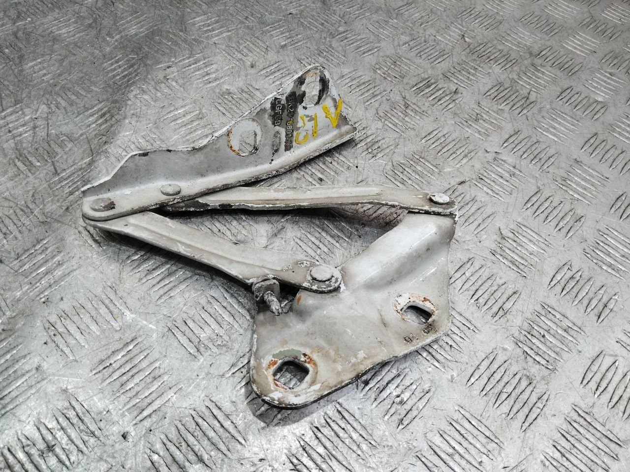 петля капота левая Ford Transit 8 поколение 2014, BK2116801AC
