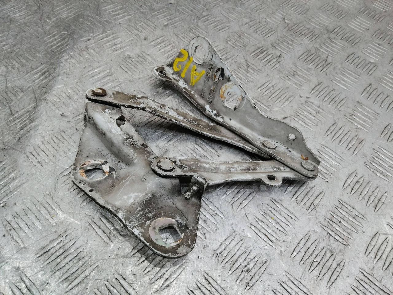 петля капота правая Ford Transit 8 поколение 2014, BK2116800AD