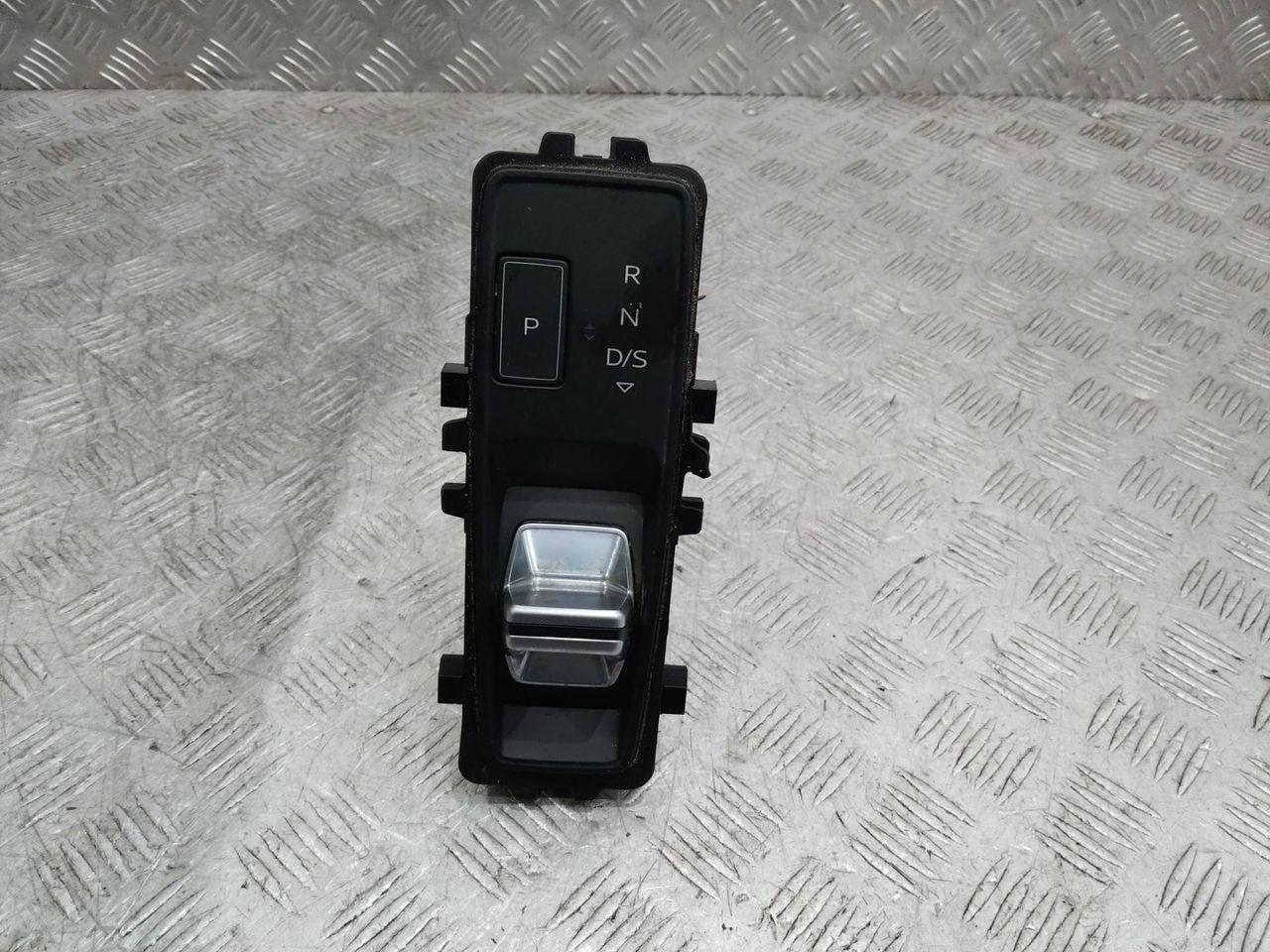 индикатор АКПП Audi A3 8Y 2021