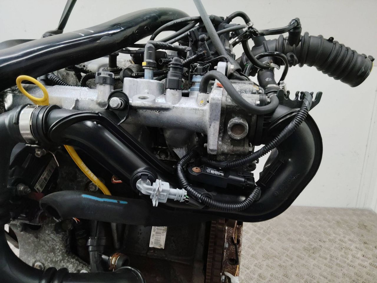 патрубок интеркулера Renault Clio 3 поколение 2009, 1.2 л., D4F 784, бензин, МКПП, 10972120