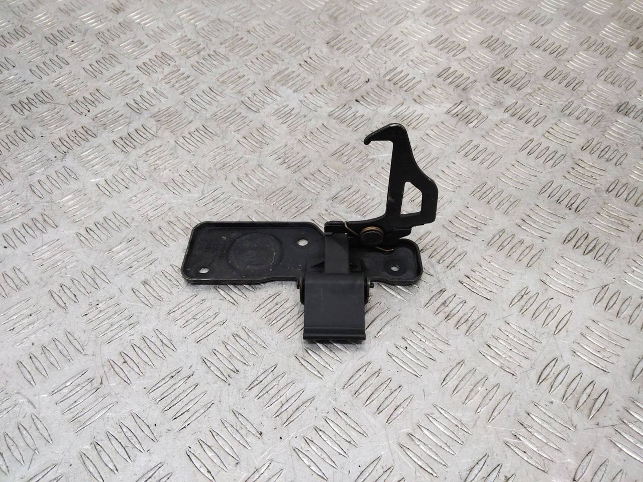 замок капота Land Rover Range Rover 4 поколение 2014, CK5216892AC