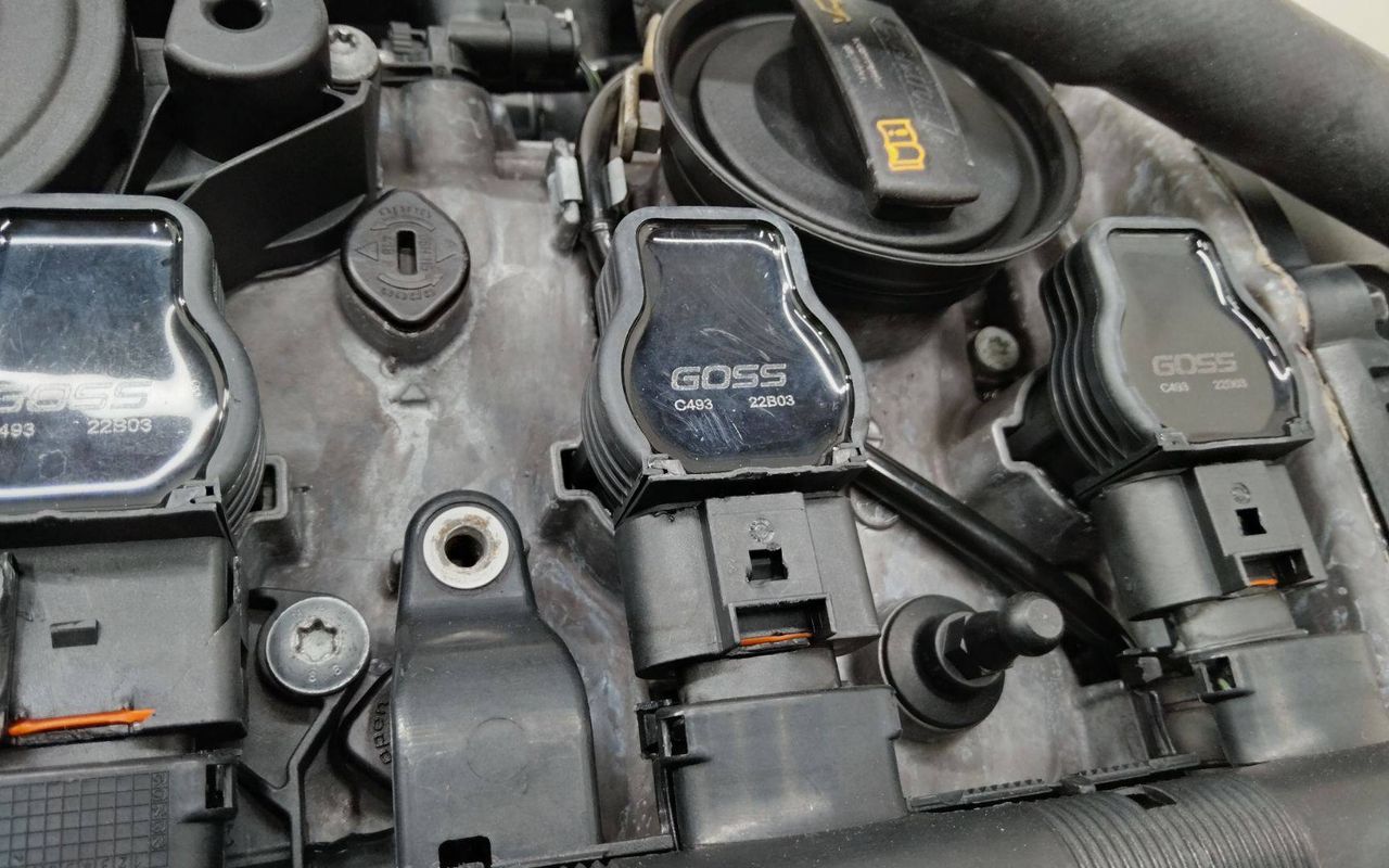 катушка зажигания Audi A4 B8/8K 2010, 1.8 л., CDHA, бензин