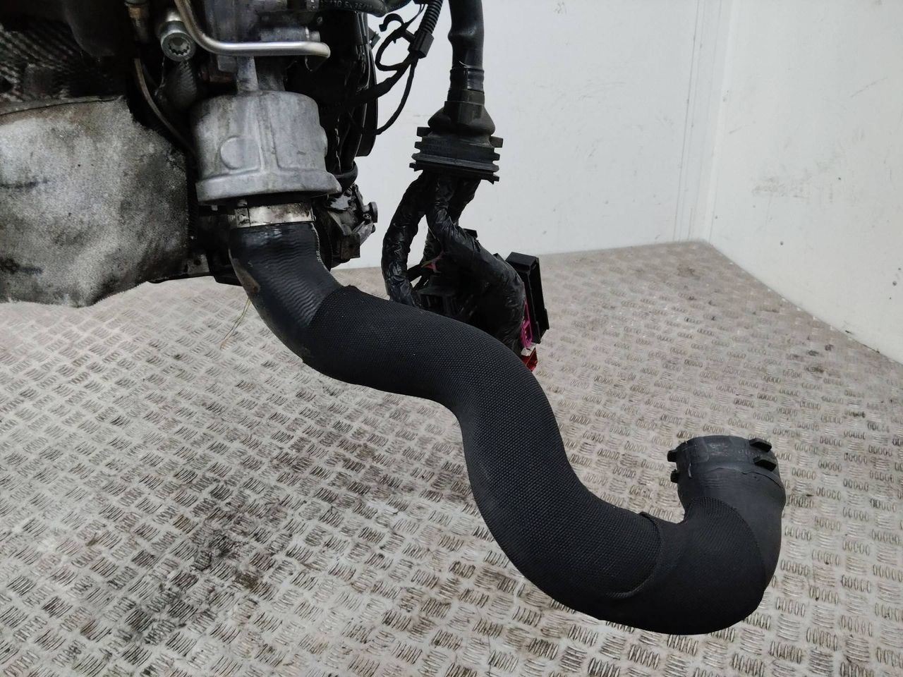 патрубок интеркулера Audi A4 B8/8K 2010, 1.8 л., CDHA, бензин, 8K0145738
