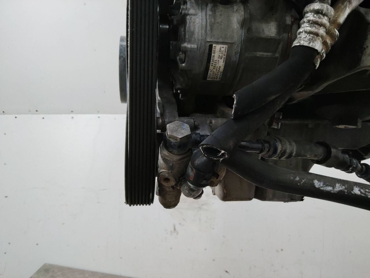 насос гидроусилителя руля Audi Q7 4L 2008, 3.6 л., BHK, бензин, 07D145256E