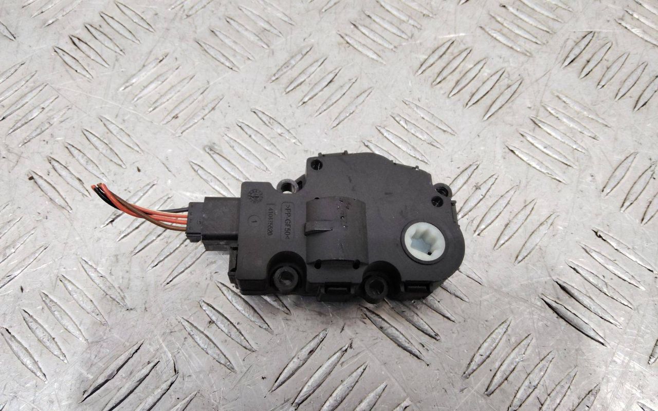 моторчик заслонки печки Mercedes-Benz M-Класс W164 2007, 3.0 л., дизель, 412650750