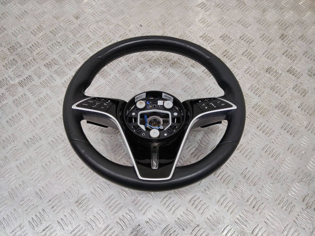 руль Mercedes-Benz E-Класс W213 [рестайлинг] 2021, A0004605317
