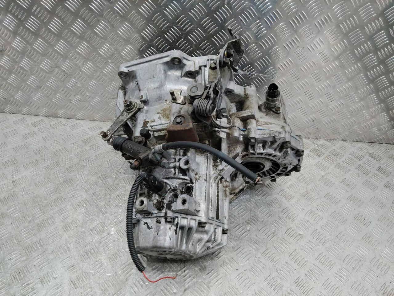 КПП механическая (МКПП) Hyundai Matrix 1 поколение 2001, J11873