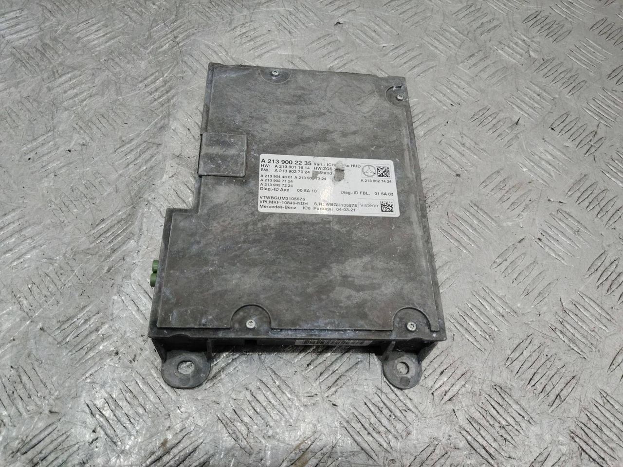 блок управления (другие) Mercedes-Benz E-Класс W213 [рестайлинг] 2021, A2139002235