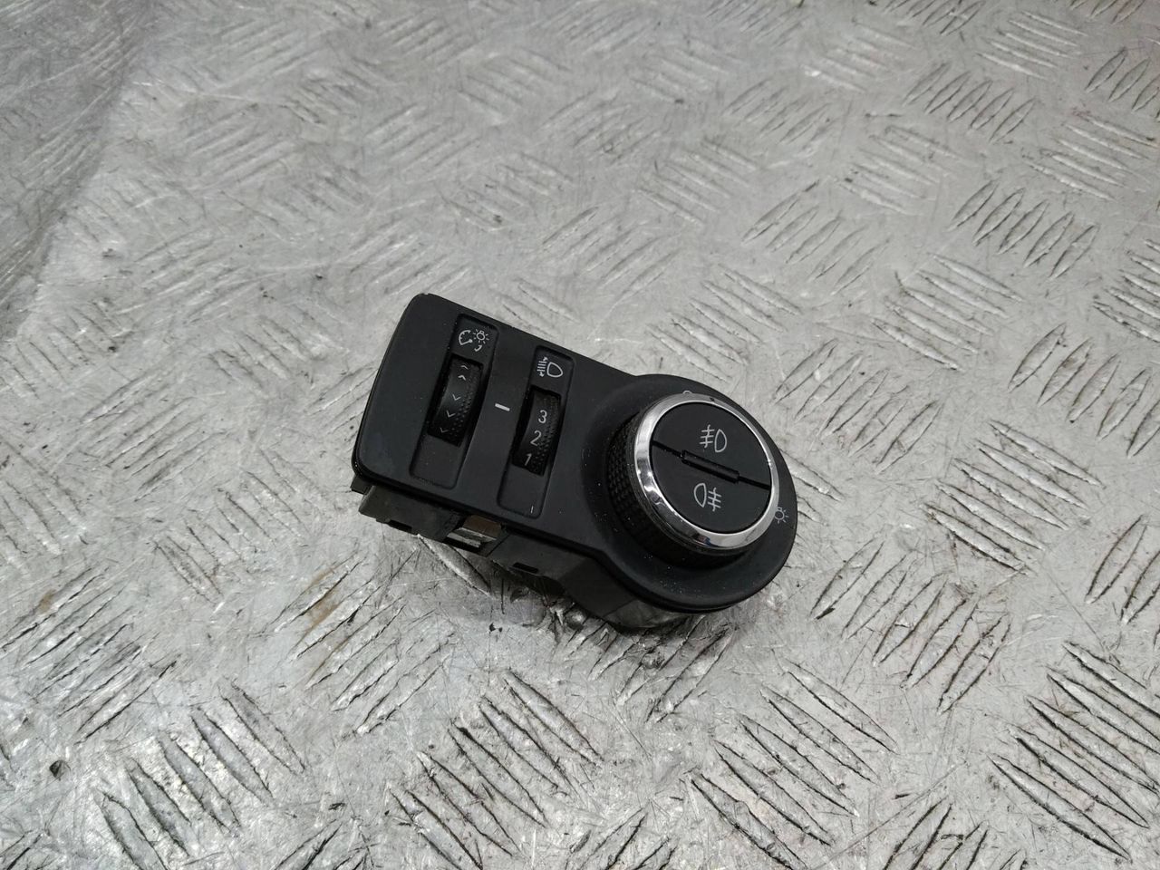 переключатель света Opel Astra J [рестайлинг] 2013, 13268695