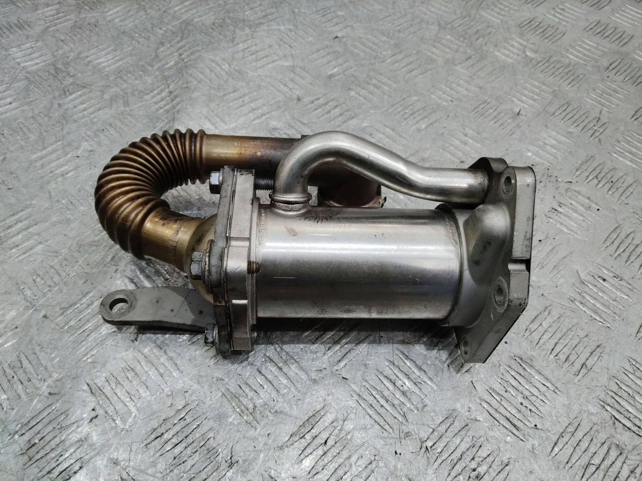 охладитель EGR / Радиатор EGR Renault Megane 3 поколение [2-й рестайлинг] 2014, 1.2 л., H5F 400, бензин, 8200545260