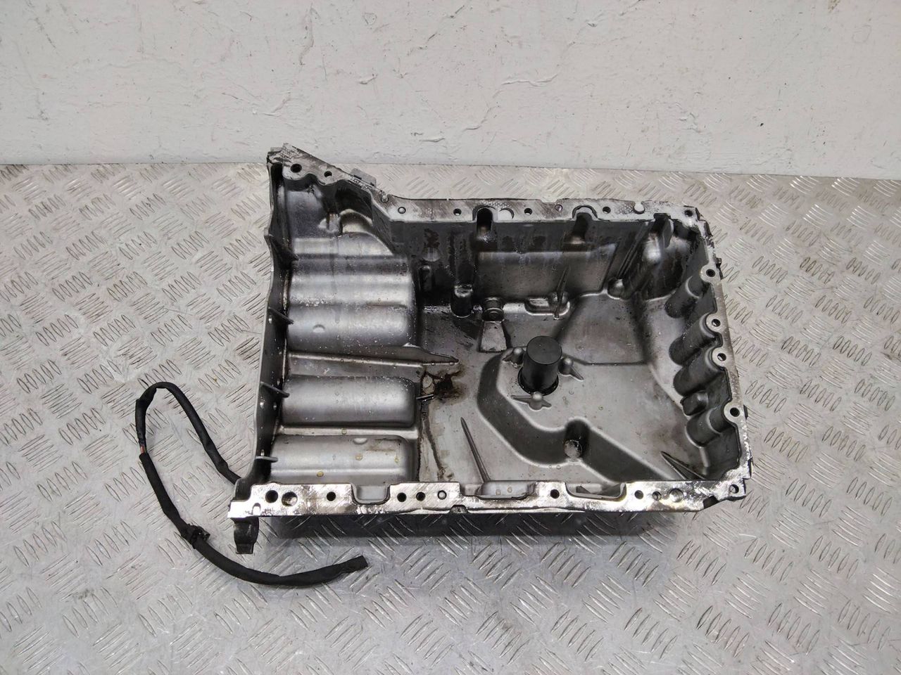 масляный поддон Mercedes-Benz B-Класс W246 2013, 1.8 л., дизель, A6510140000, A6510103808
