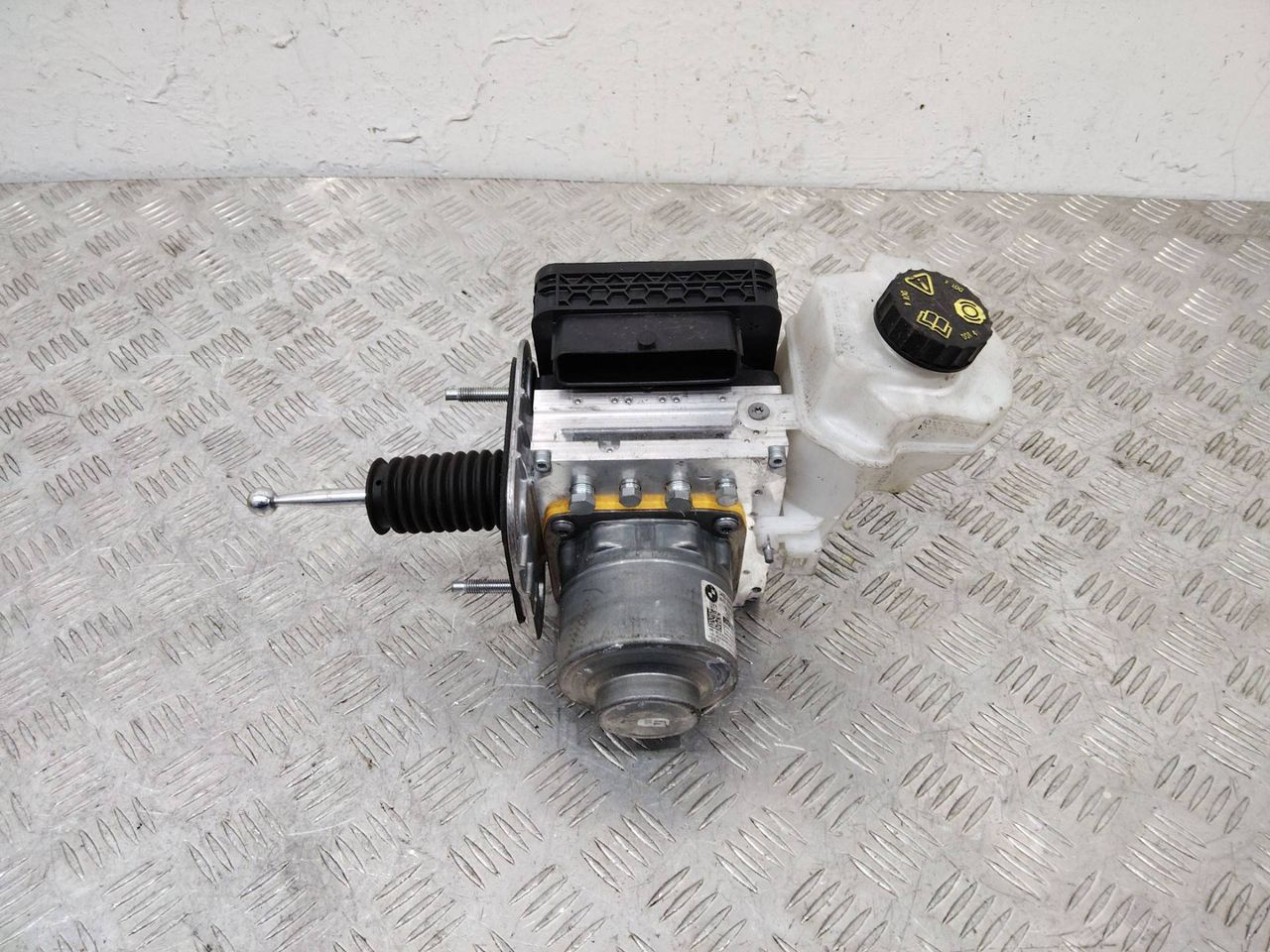 блок ABS BMW 7 серия G70 2023, 5A8B0F0