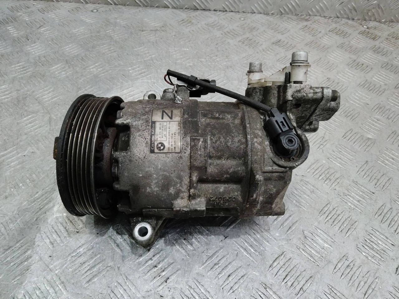 компрессор кондиционера BMW 1 серия E81/E82/E87/E88 2005, 1.6 л., N45 B16, бензин, 6915380
