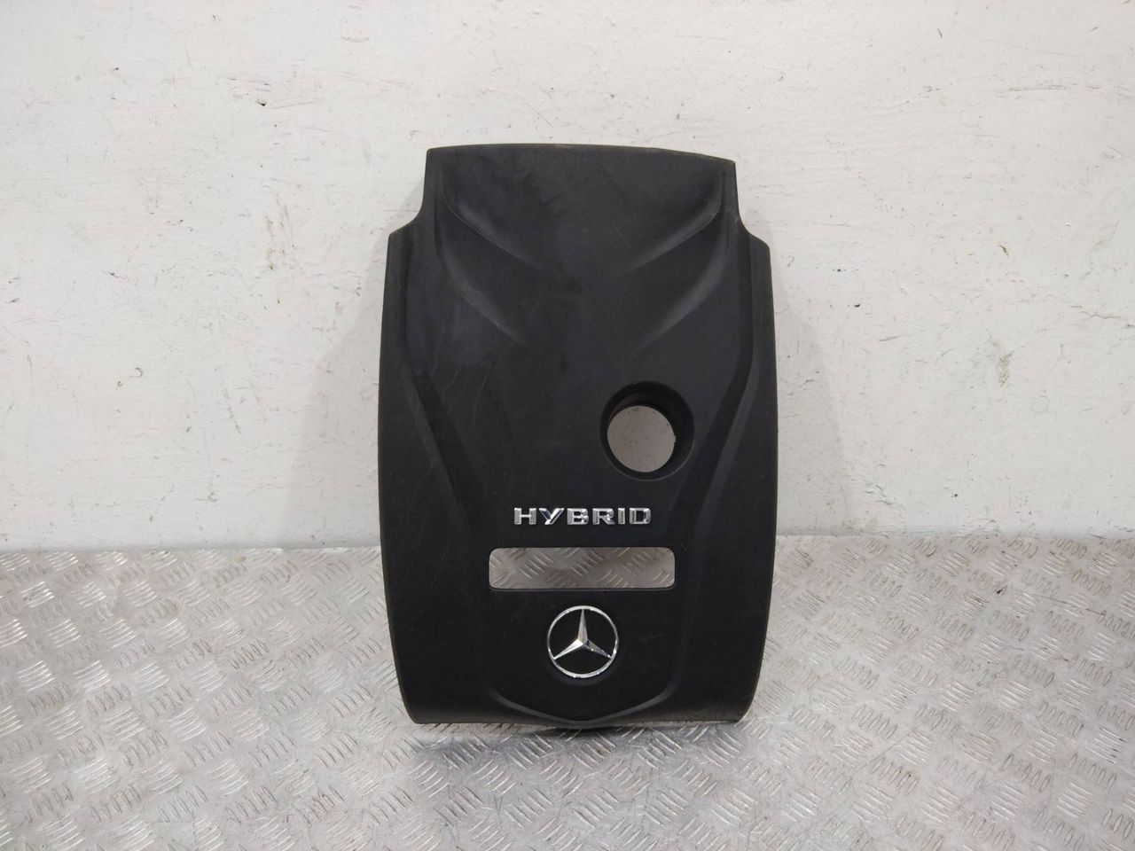 декоративная крышка двигателя Mercedes-Benz C-Класс W205/S205/C205 2016, 2.0 л., бензин, A2740160900