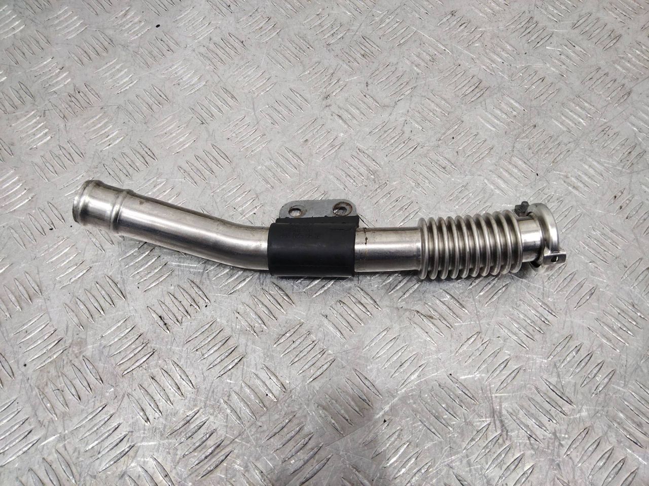 трубка системы рециркуляции EGR Opel Astra G 2001, 2.0 л., дизель, 90570358