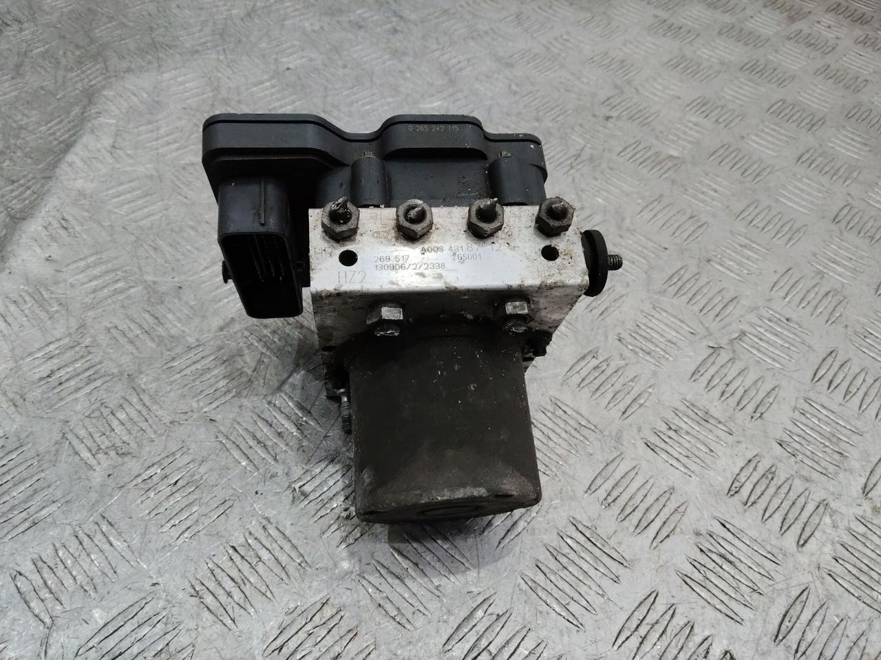 блок ABS Mercedes-Benz Sprinter 2 поколение (W906) 2013, A0084318712