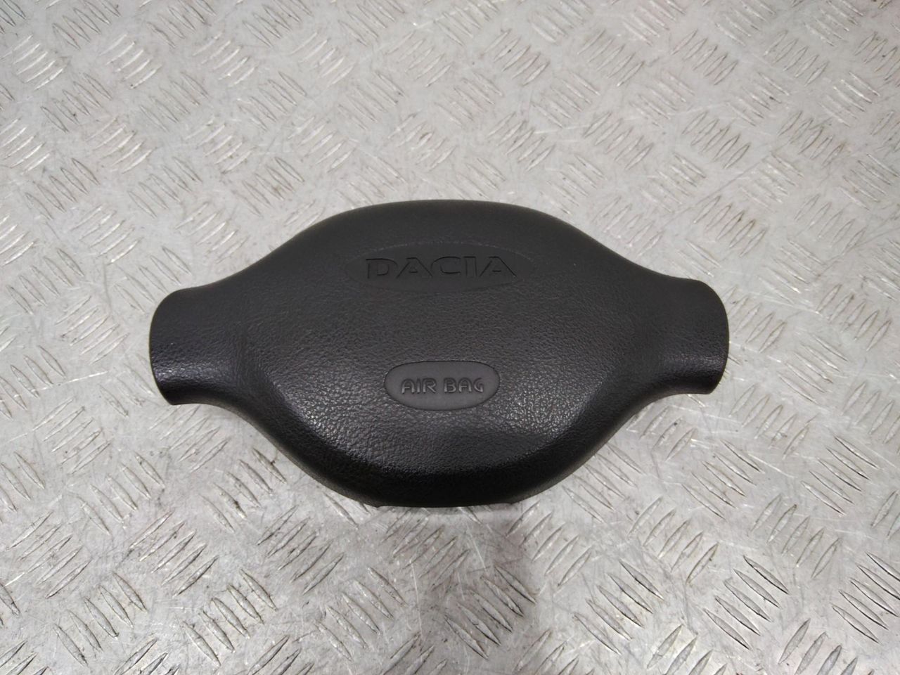 подушка безопасности водителя Dacia Logan 1 поколение 2005, 8200546962
