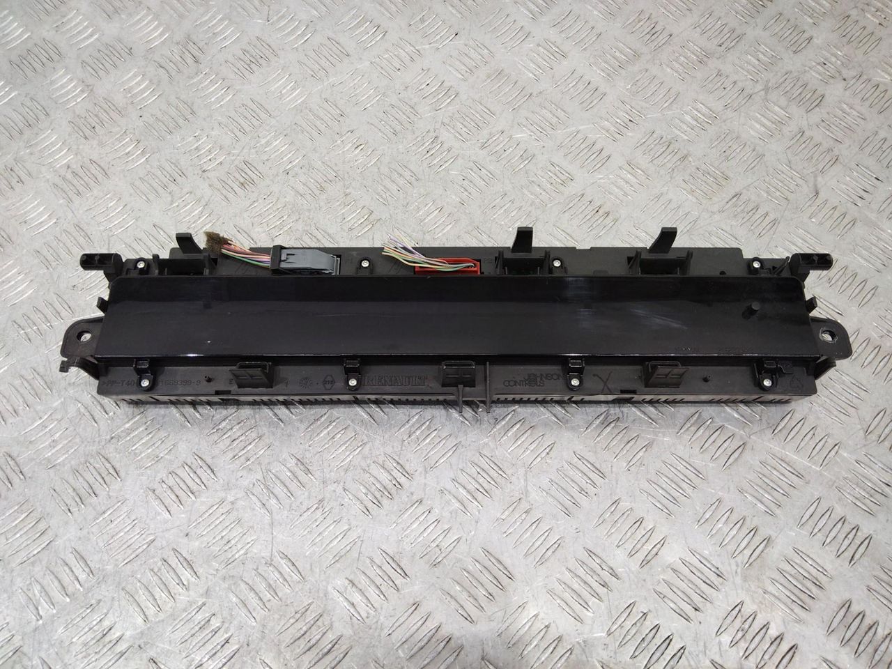 щиток приборов (приборная панель) Renault Scenic 2 поколение [рестайлинг] 2008, 8200787774A