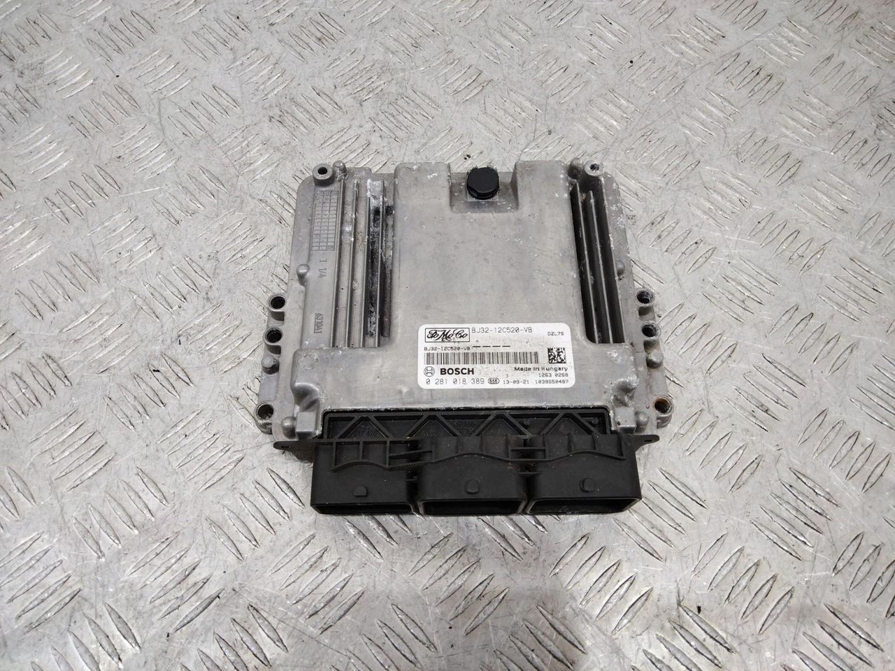 блок управления двигателем Land Rover Range Rover Evoque L538 2013, 2.2 л., дизель, BJ3212C520VB